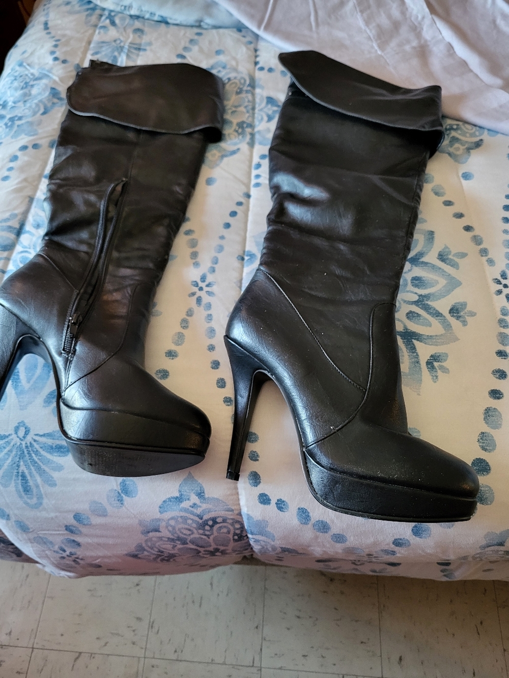 Womens Size 8 Black Over-the-knee Pleather 3" High Healed Boot